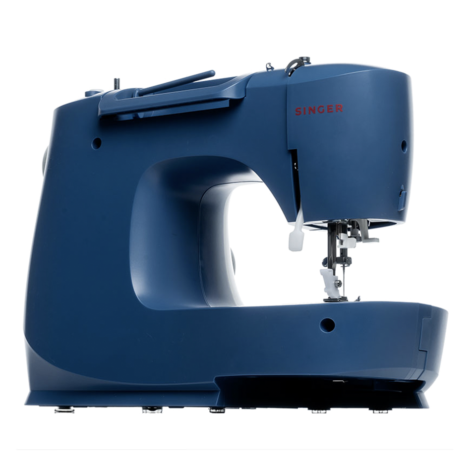 SINGER Making the Cut M3335 Sewing Machine view 2